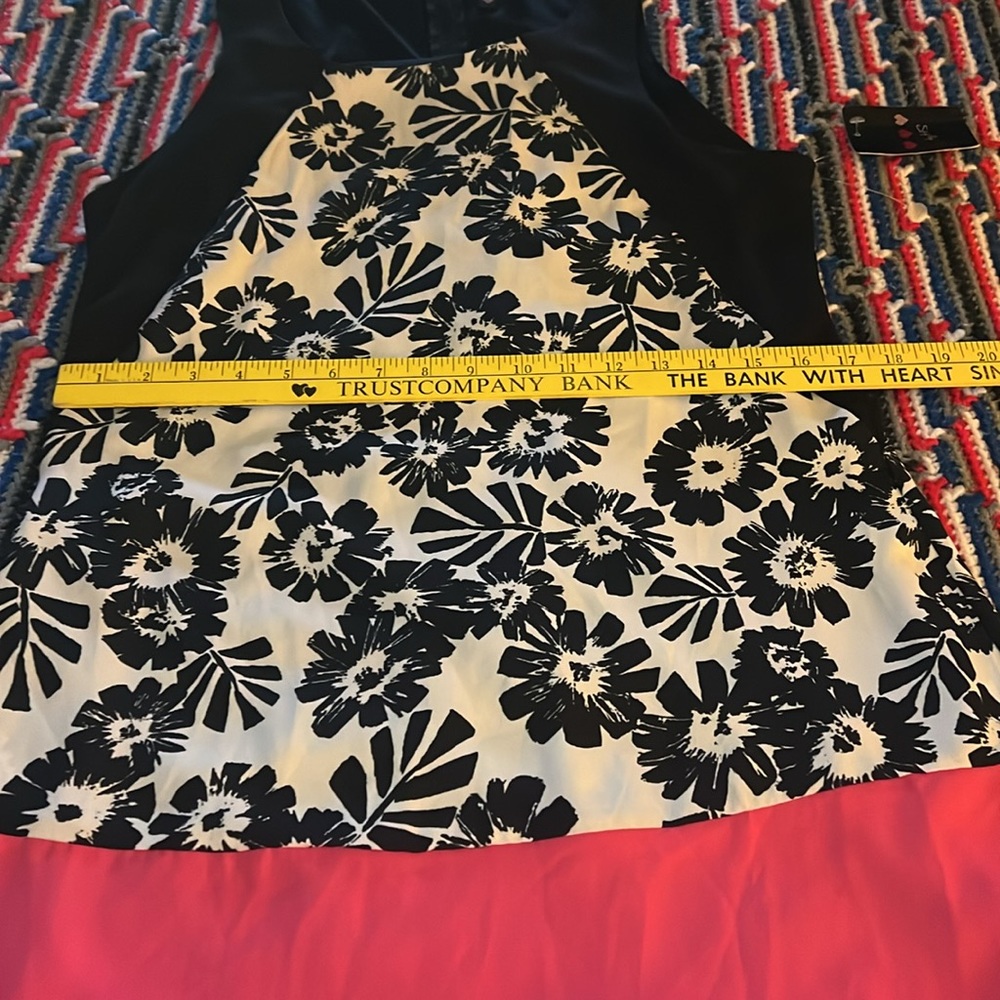 Big Strike USA New With Tags Large black/white/red floral sleeveless dress - Picture 10 of 14
